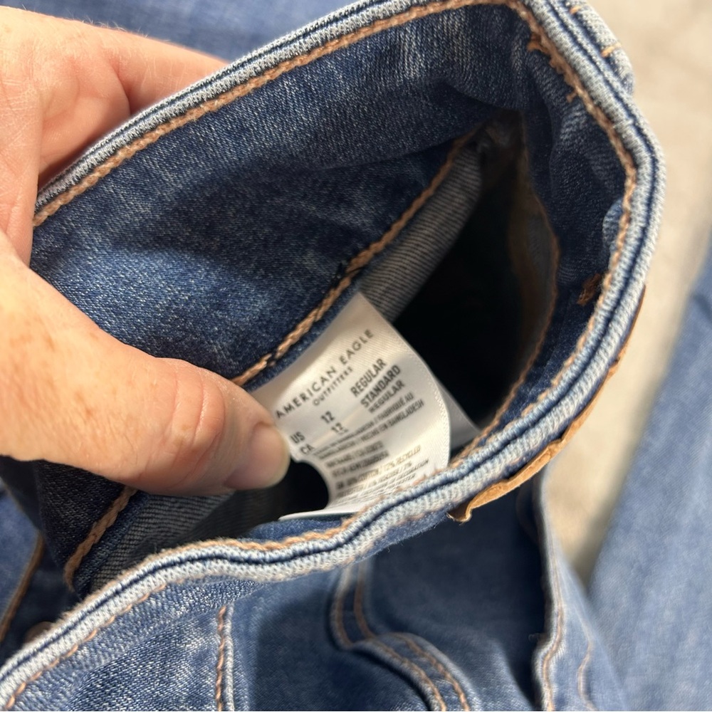 American Eagle Outfitters Women’s Blue Denim Jeans - Picture 6 of 7